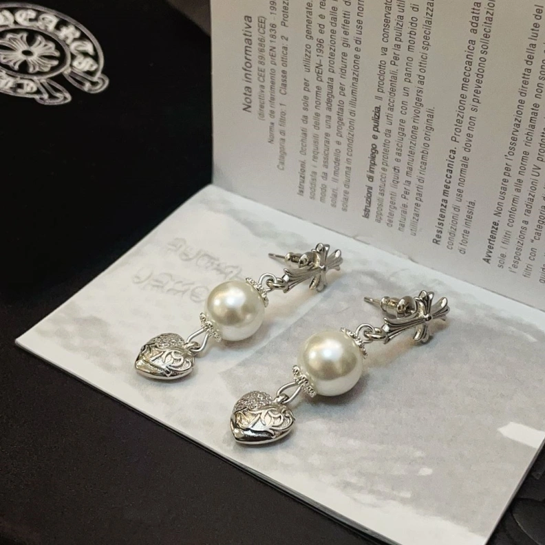 Chrxmx Hxxrts Earrings Cozy 298033