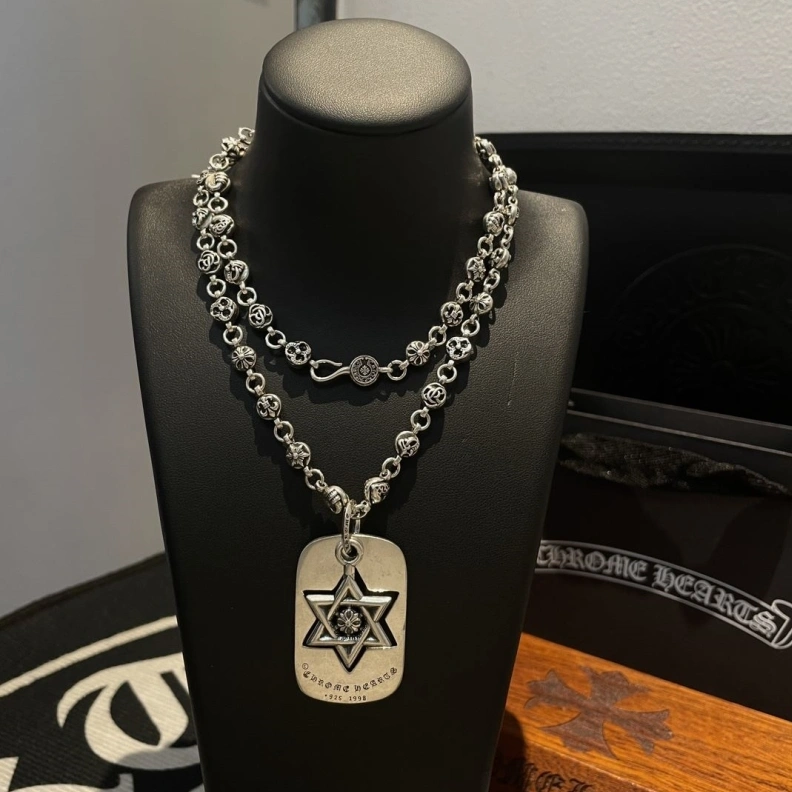 Chrxmx Hxxrts Necklaces Compact 297969