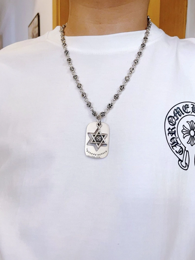Chrxmx Hxxrts Necklaces Compact 297969