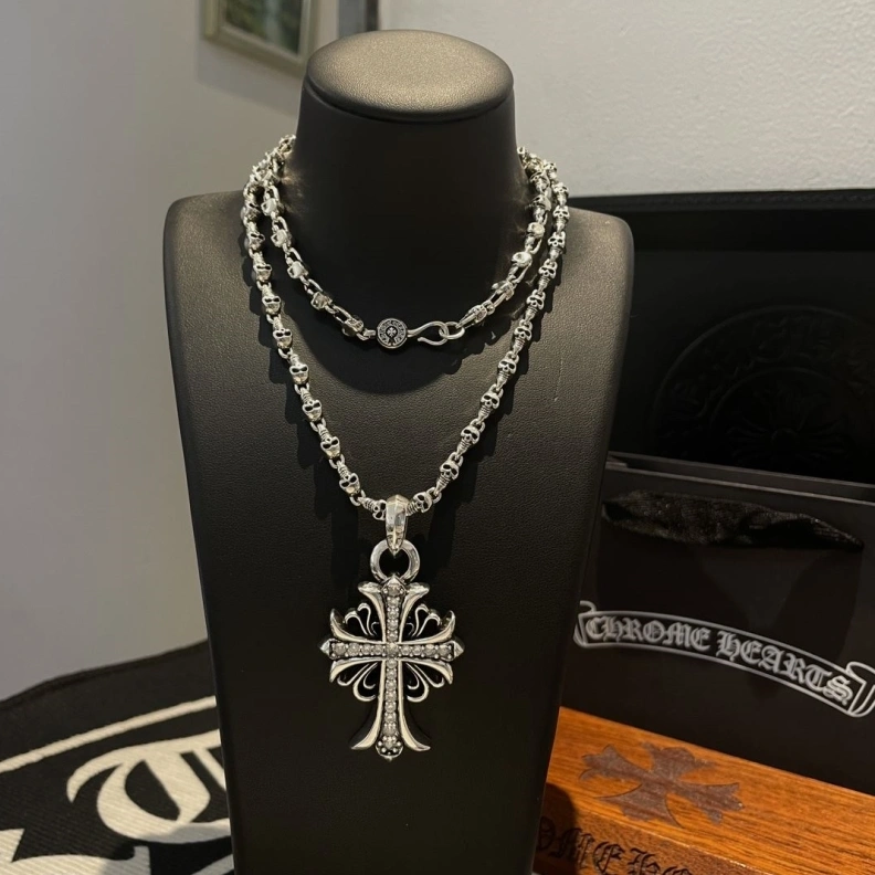 Durable Chrxmx Hxxrts Necklaces 297963