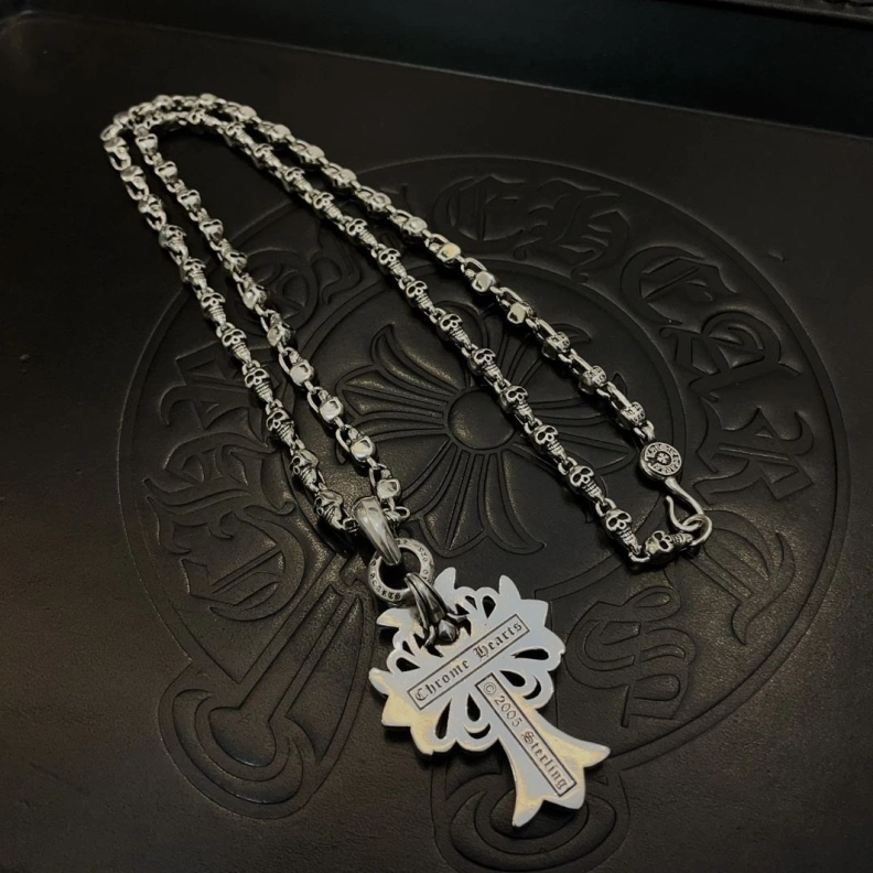 Durable Chrxmx Hxxrts Necklaces 297963