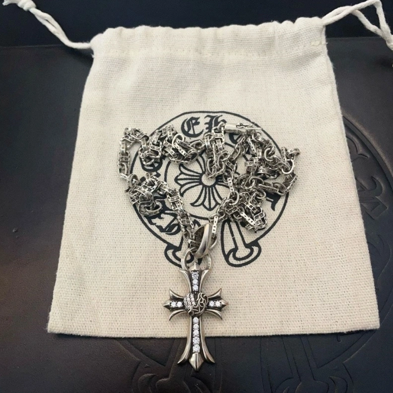 Durable Chrxmx Hxxrts Necklaces 297959