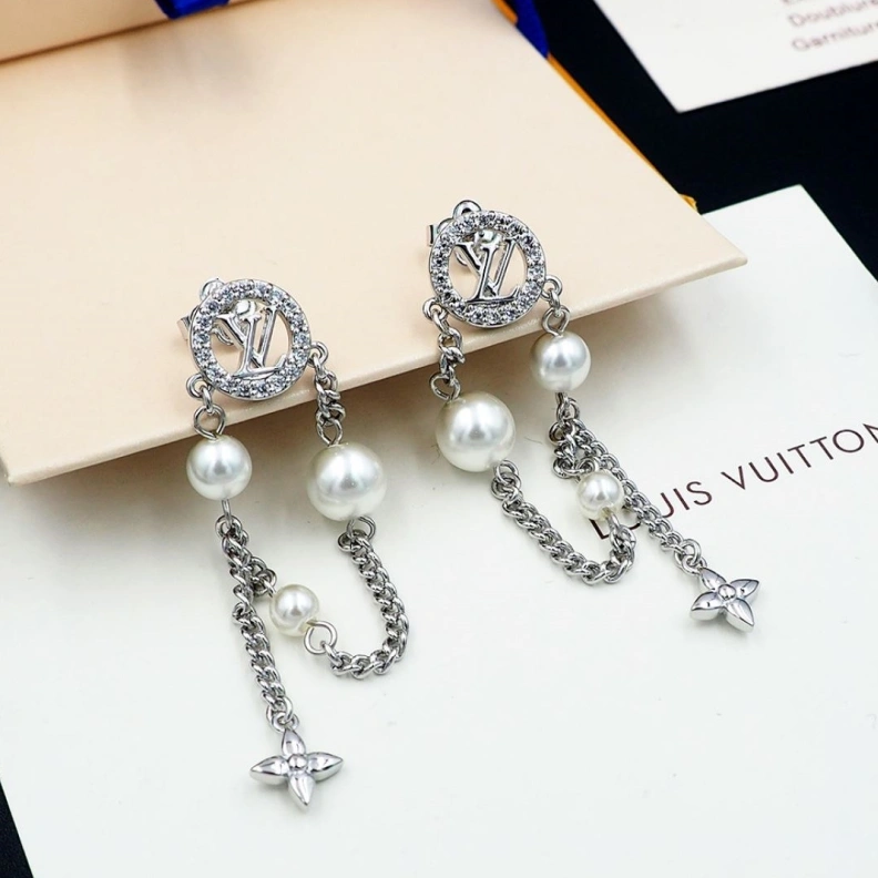 Fashionable LX Earrings 309479