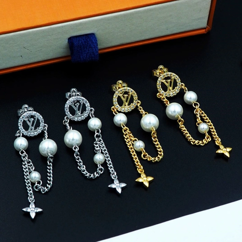 Fashionable LX Earrings 309479