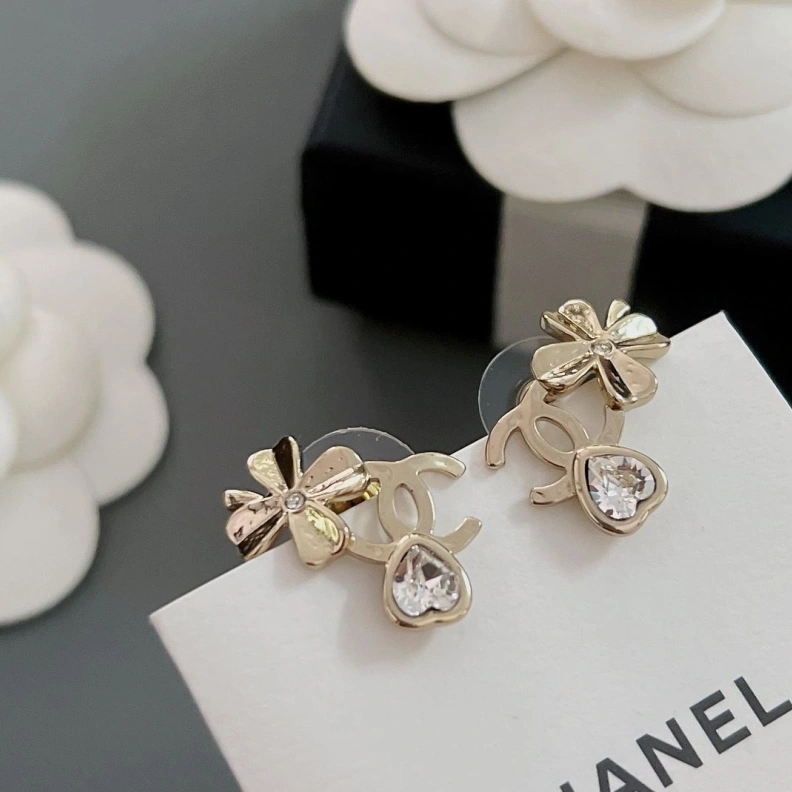 Comfortable Chxnxl Earrings 287664