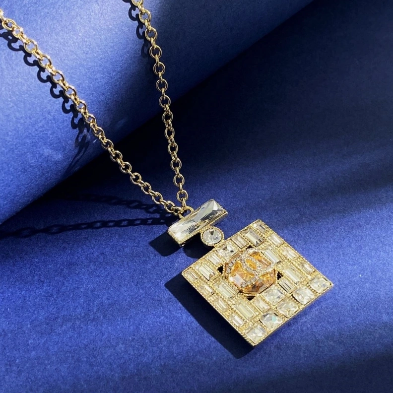 Comfortable Chxnxl Necklaces 286872