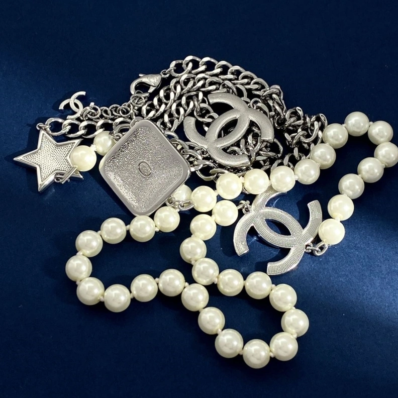 Bright Chxnxl Necklaces 286867