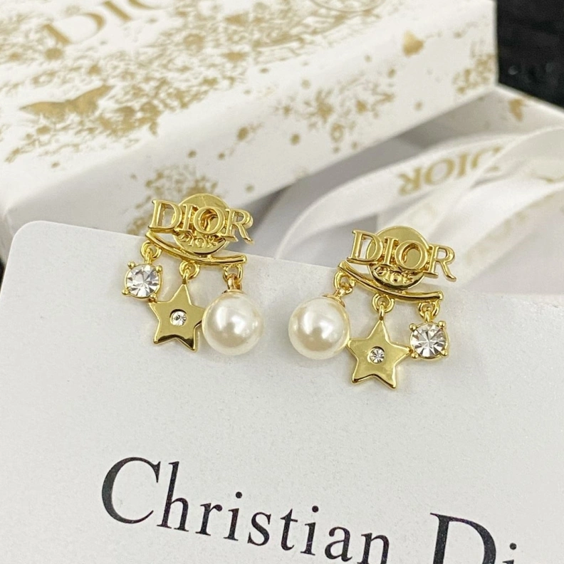 Christian Dxxr Earrings Trendy 294570