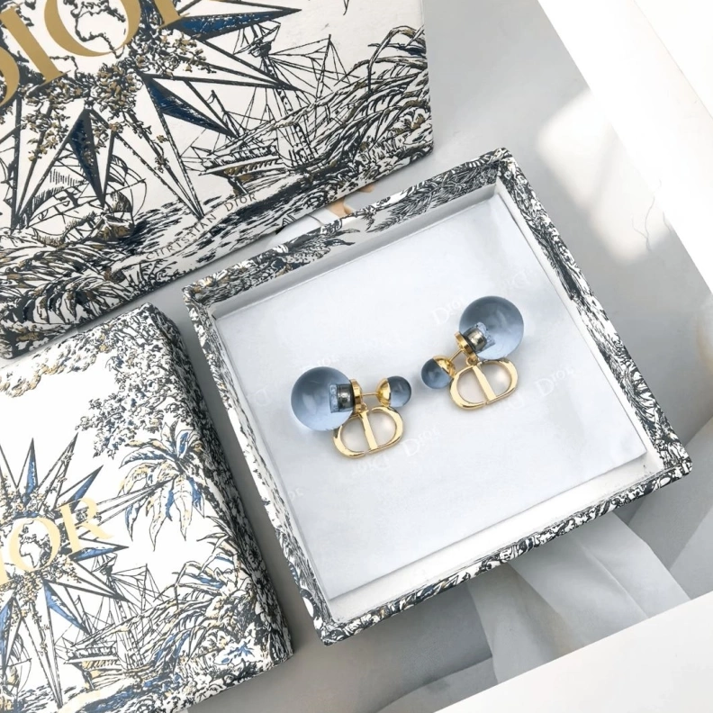Unique Christian Dxxr Earrings 294567