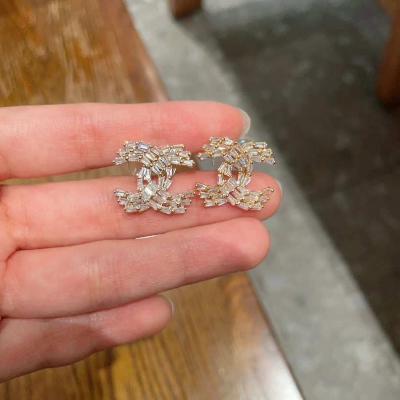 Efficient Chxnxl Earrings 287639