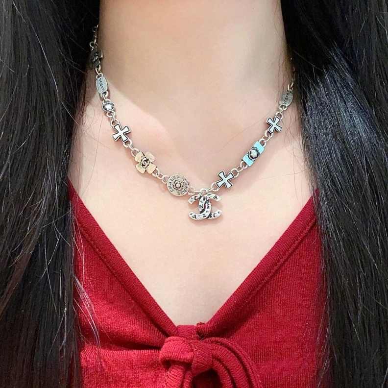 UrbanStyle Chxnxl Necklaces 286876