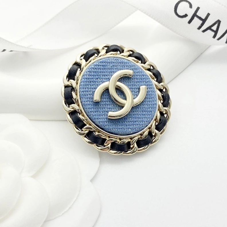 Cozy Chxnxl Brooches 287855