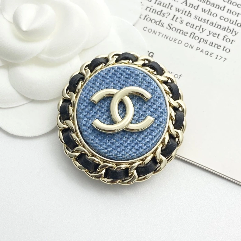 Cozy Chxnxl Brooches 287855