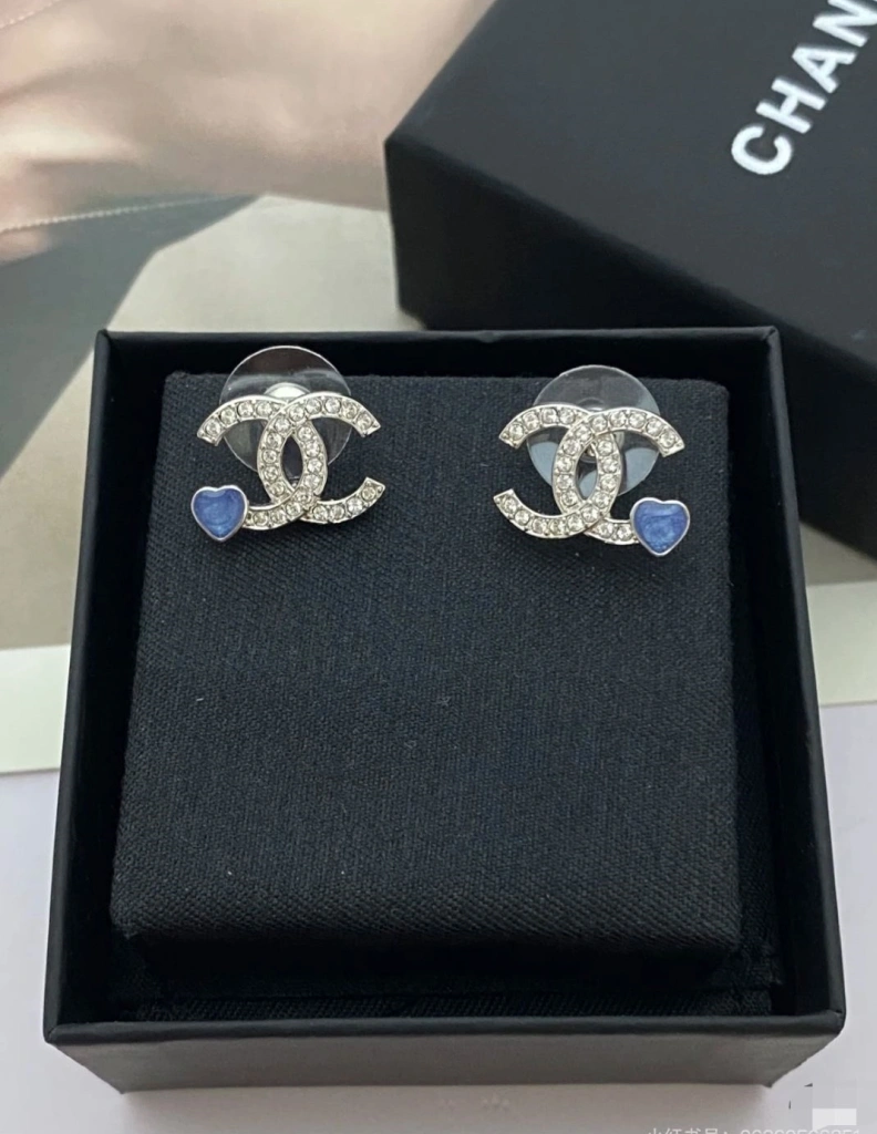 EyeCatching Chxnxl Earrings 287618