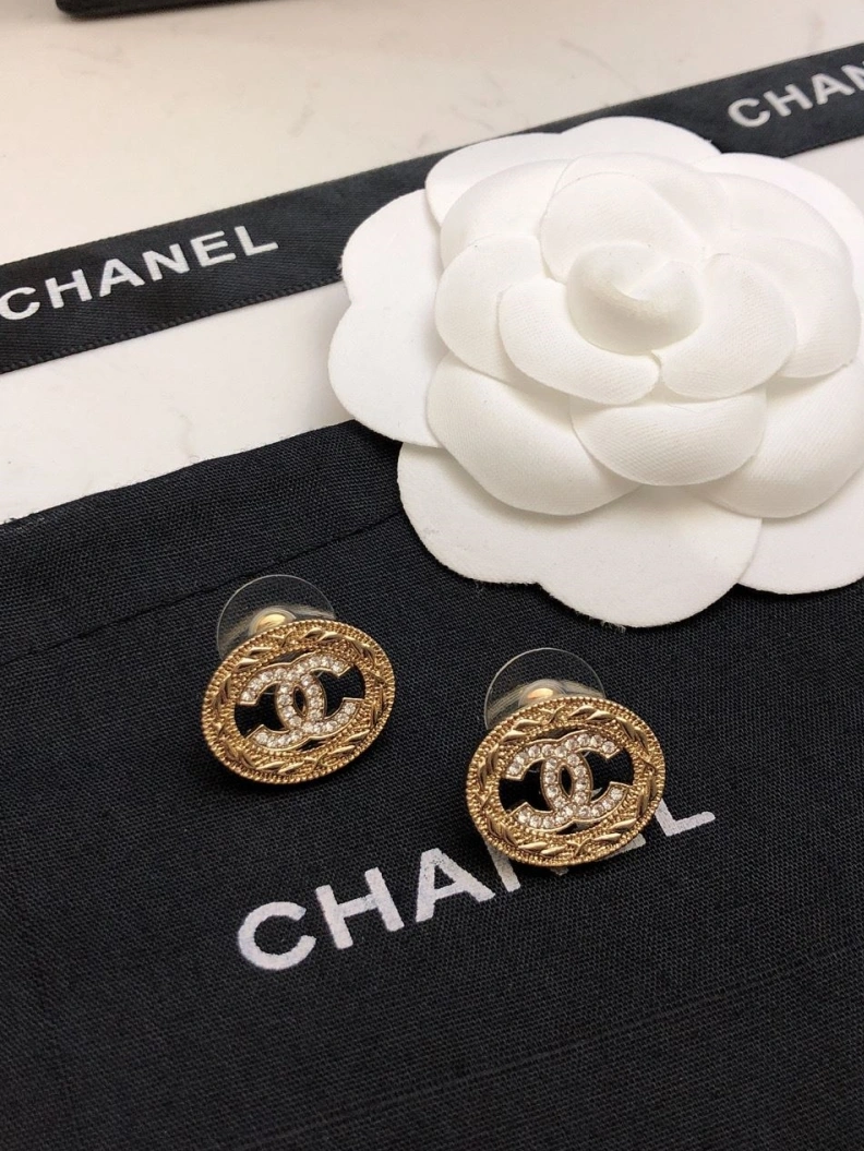 HighQuality Chxnxl Earrings 287615