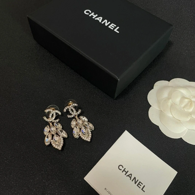 Trendy Chxnxl Earrings 287616