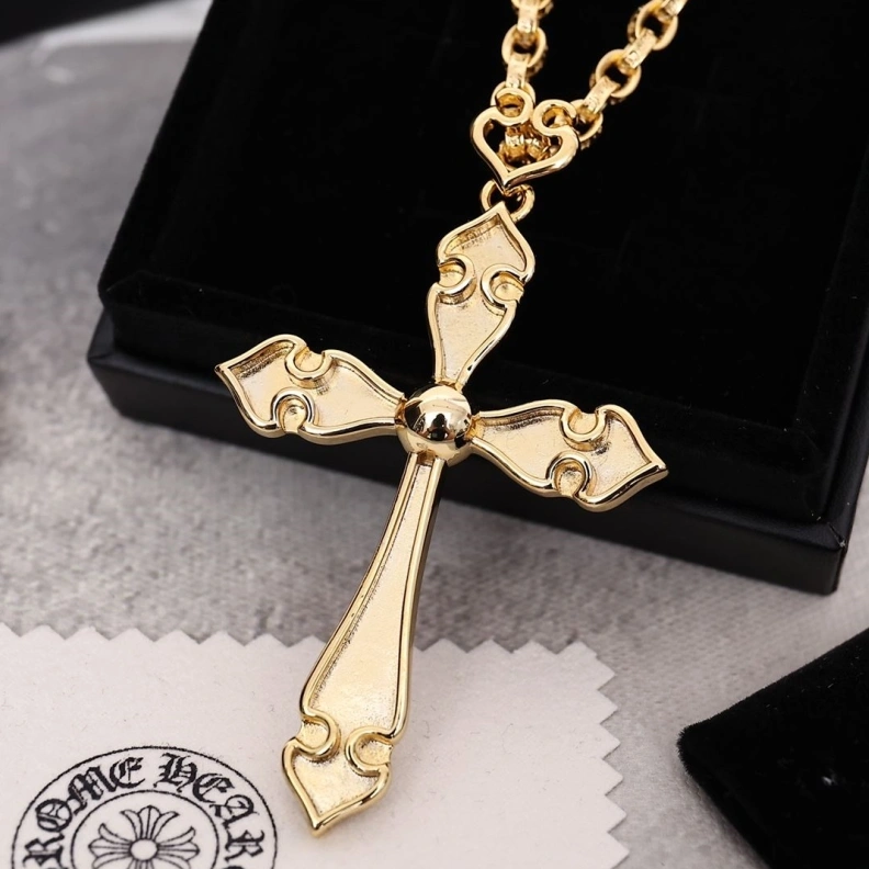 Lightweight Chrxmx Hxxrts Necklaces 297961