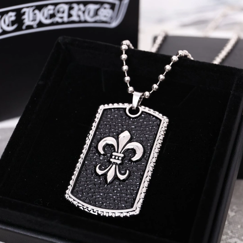 Chrxmx Hxxrts Necklaces Fashionable 297957