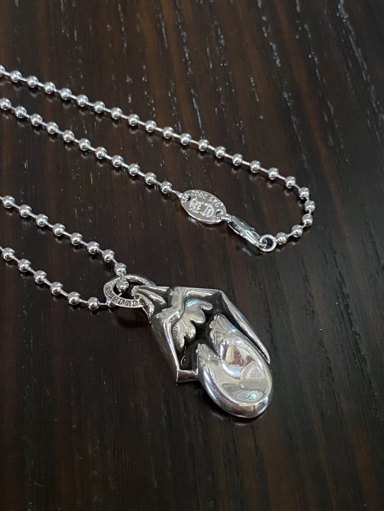 EyeCatching Chrxmx Hxxrts Necklaces 297953