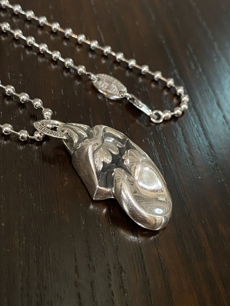 EyeCatching Chrxmx Hxxrts Necklaces 297953