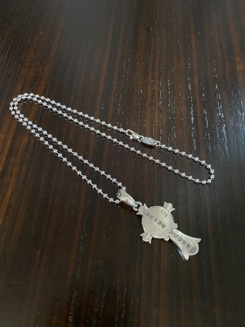 Chrxmx Hxxrts Necklaces Resilient 297940