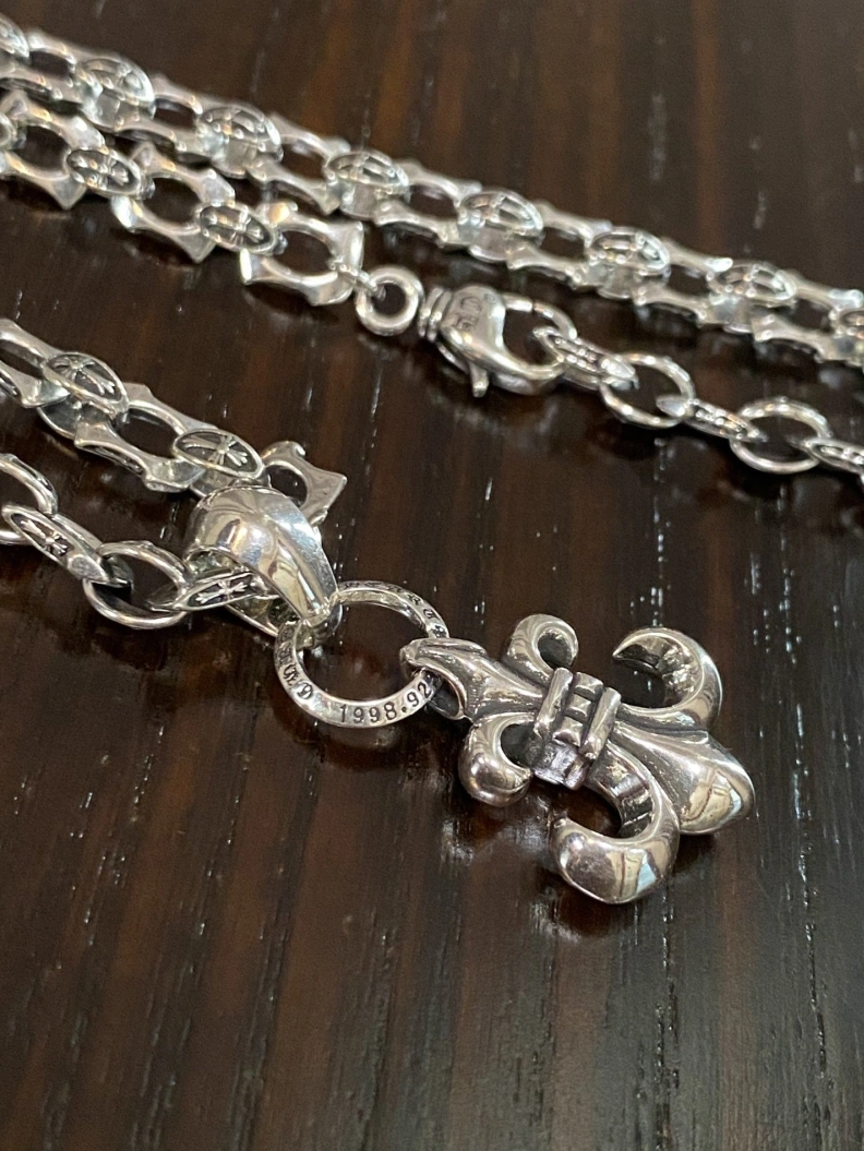 DailyWear Chrxmx Hxxrts Necklaces 297934