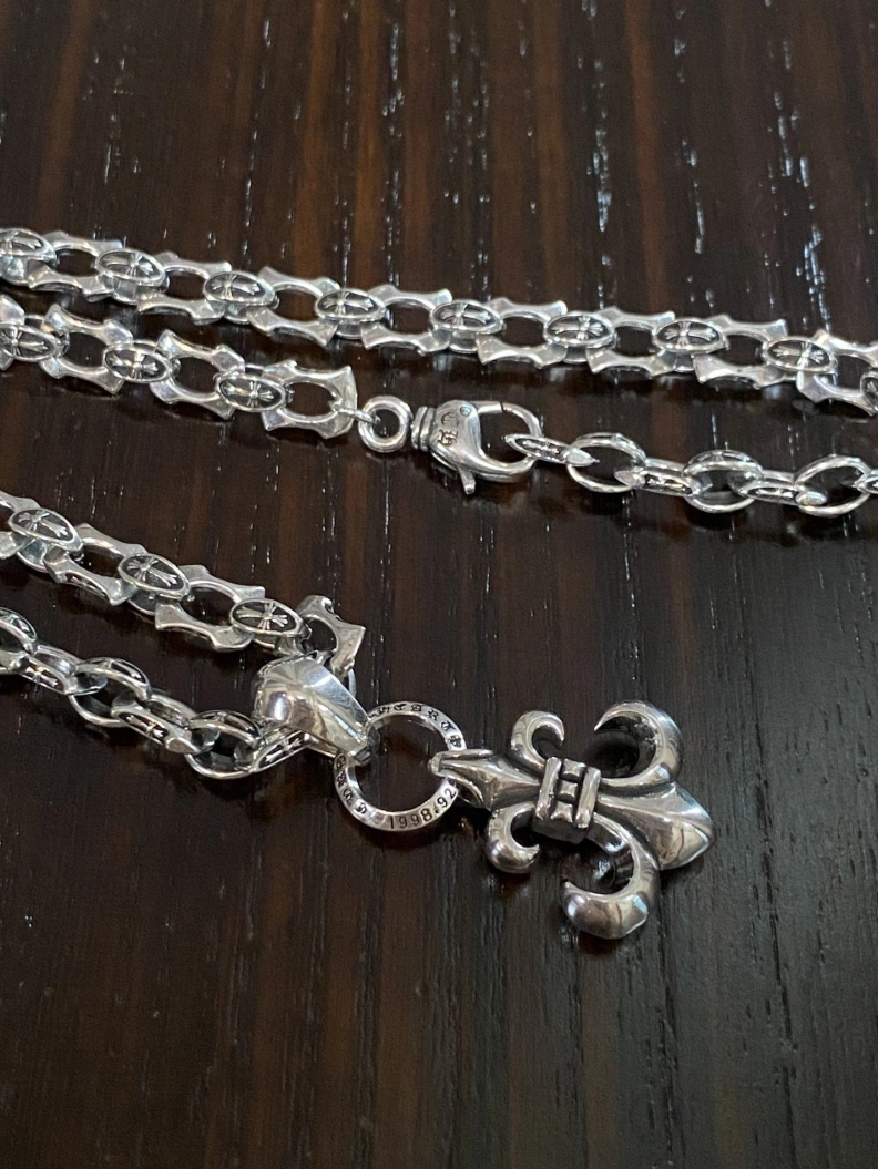 DailyWear Chrxmx Hxxrts Necklaces 297934