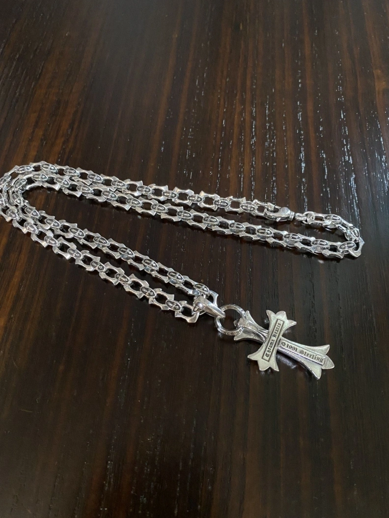 GoAnywhere Chrxmx Hxxrts Necklaces 297936