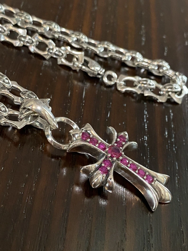 GoAnywhere Chrxmx Hxxrts Necklaces 297936
