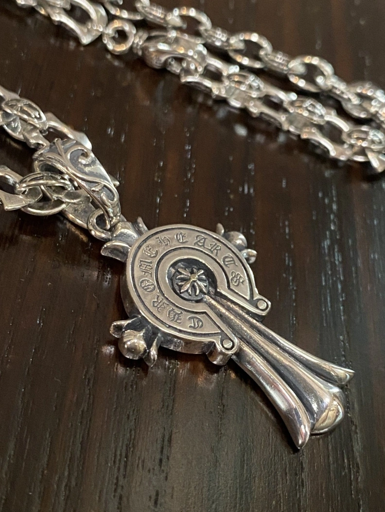 Trendy Chrxmx Hxxrts Necklaces 297933