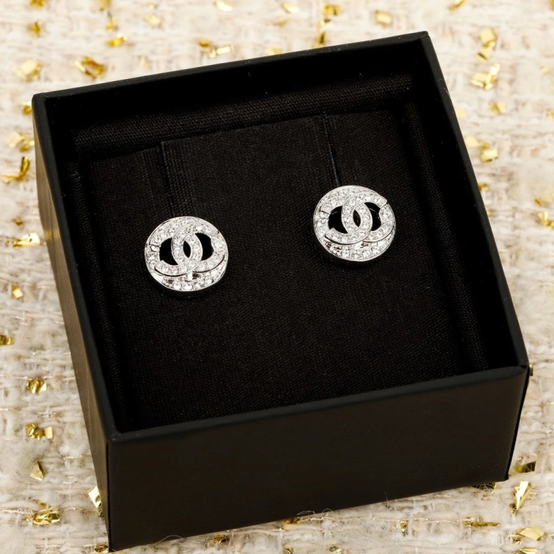 Comfortable Chxnxl Earrings 287594