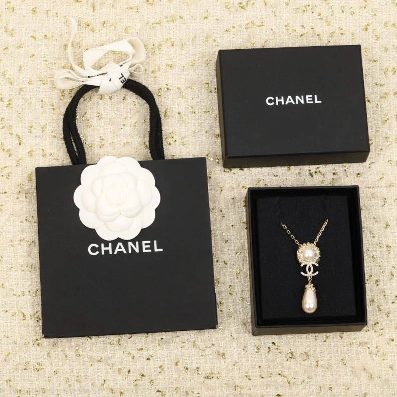 HighQuality Chxnxl Necklaces 286864
