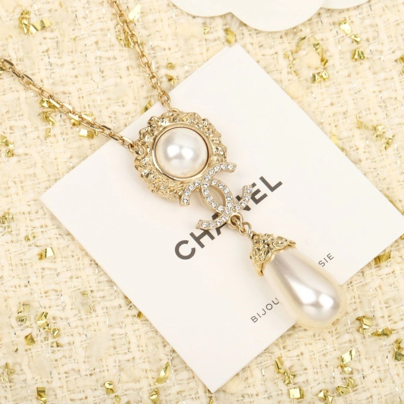 HighQuality Chxnxl Necklaces 286864