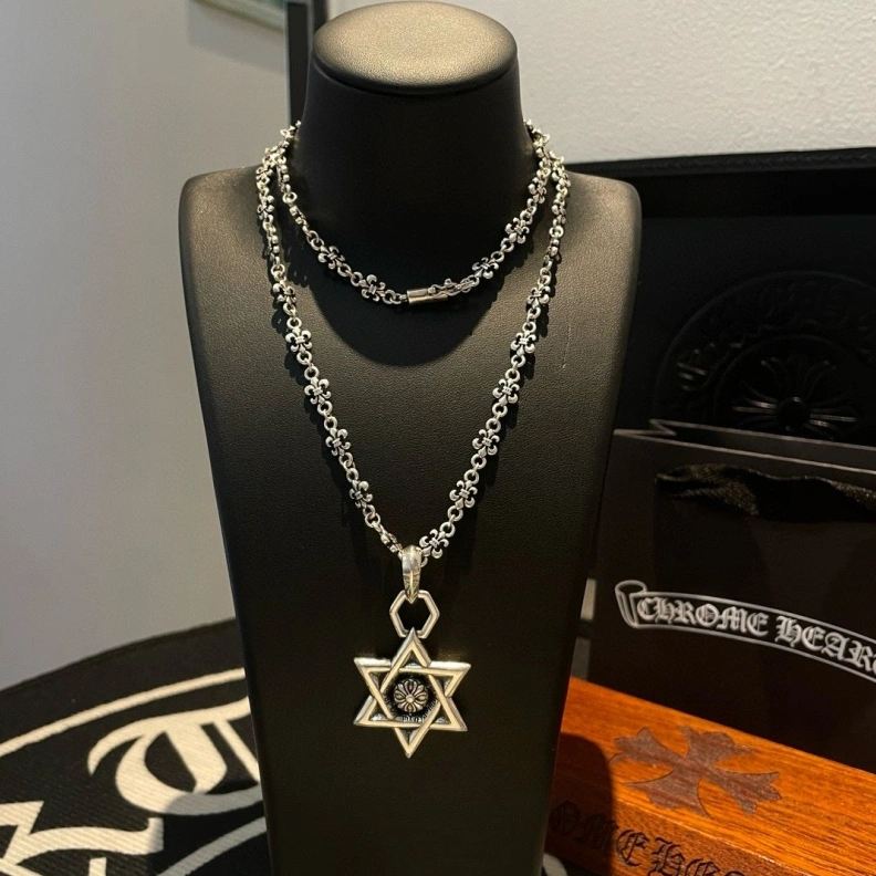 Chrxmx Hxxrts Necklaces Unique 297930