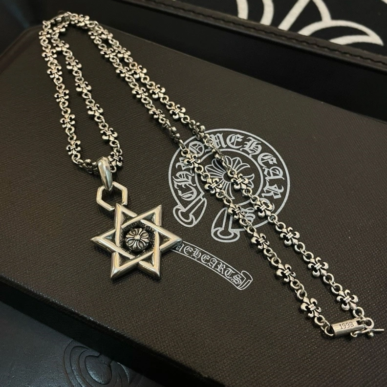 Chrxmx Hxxrts Necklaces Unique 297930