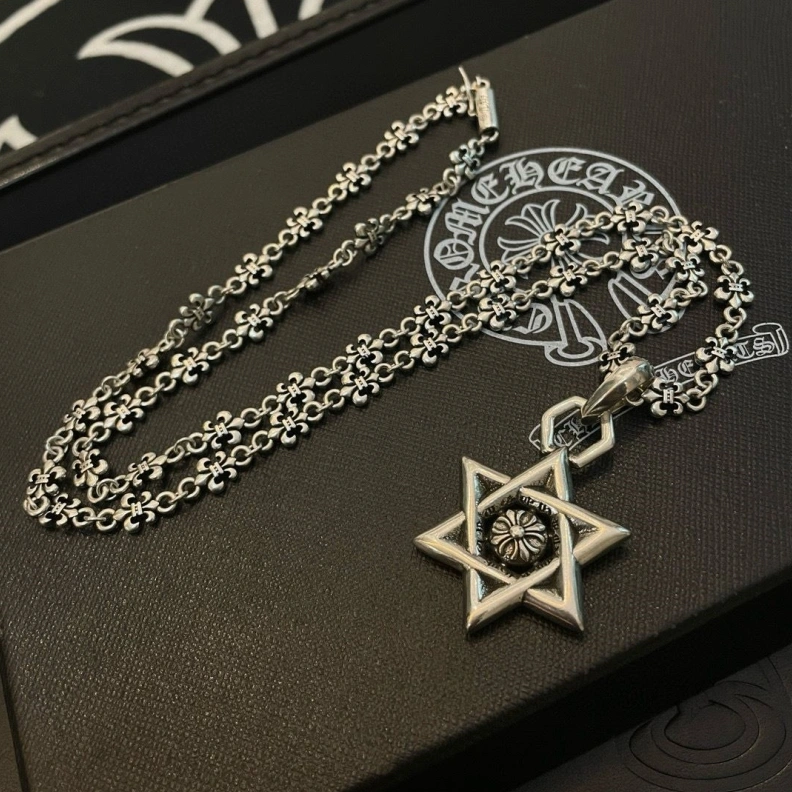 Chrxmx Hxxrts Necklaces Unique 297930