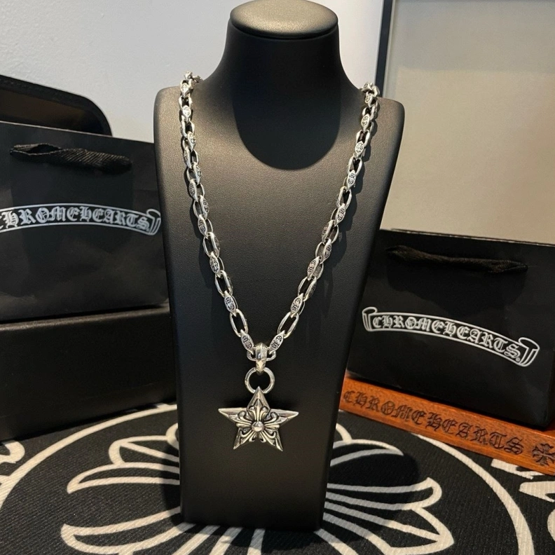 Chrxmx Hxxrts Necklaces Unique 297924