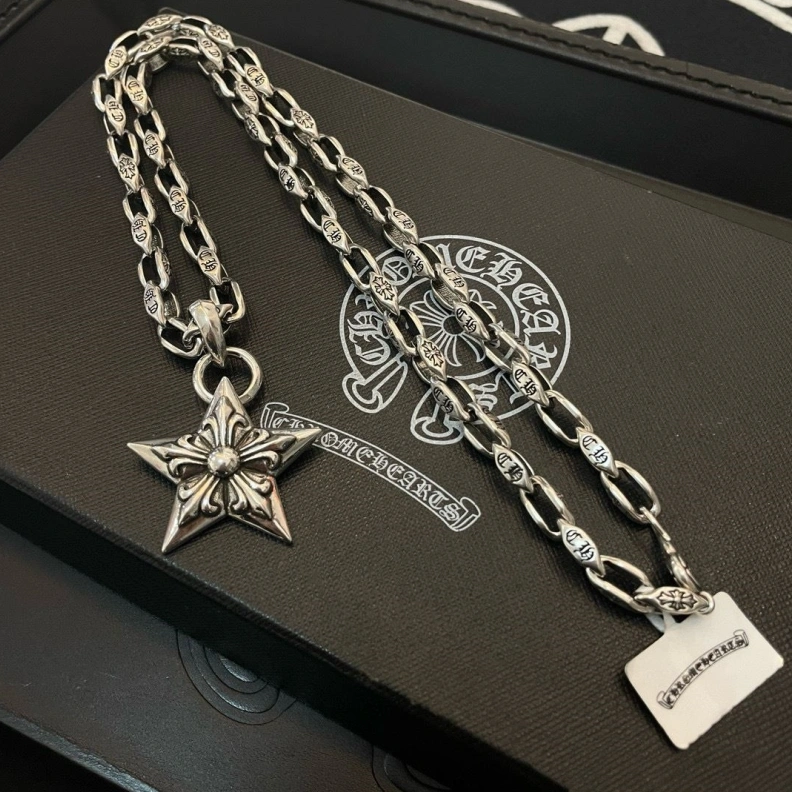 Chrxmx Hxxrts Necklaces Unique 297924
