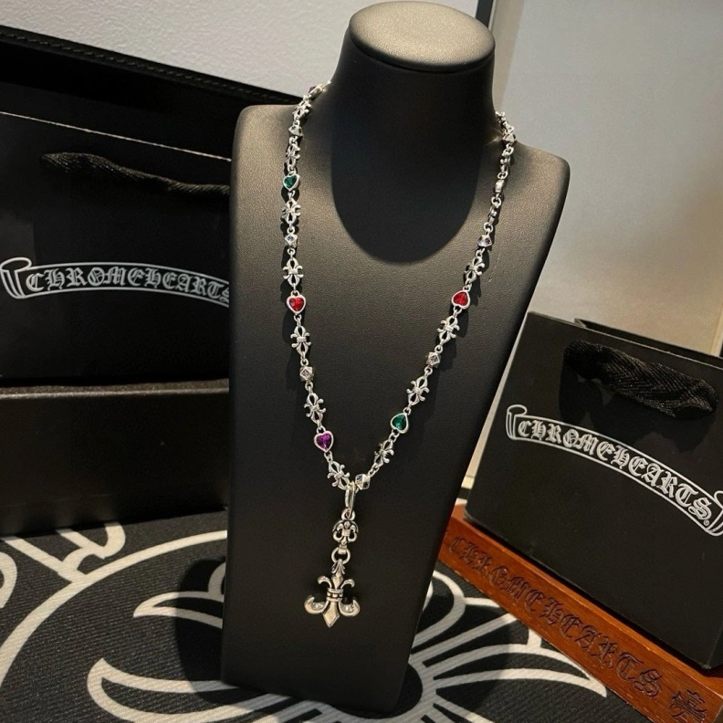 Vibrant Chrxmx Hxxrts Necklaces 297921