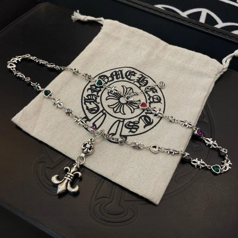 Vibrant Chrxmx Hxxrts Necklaces 297921