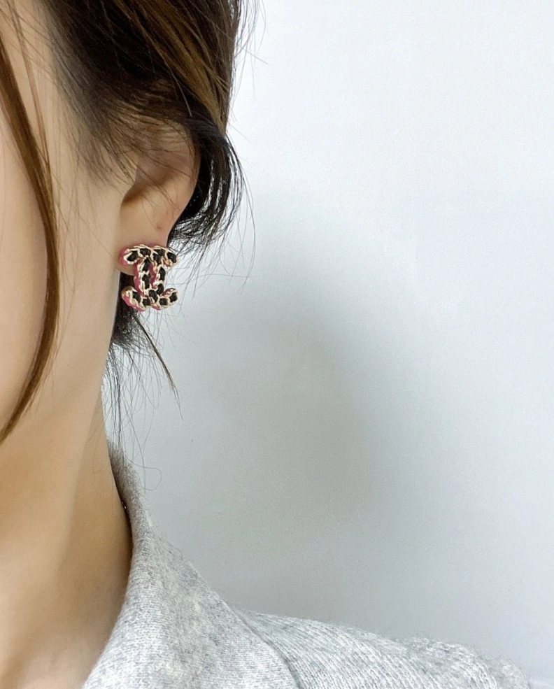 Trendy Chxnxl Earrings 287599