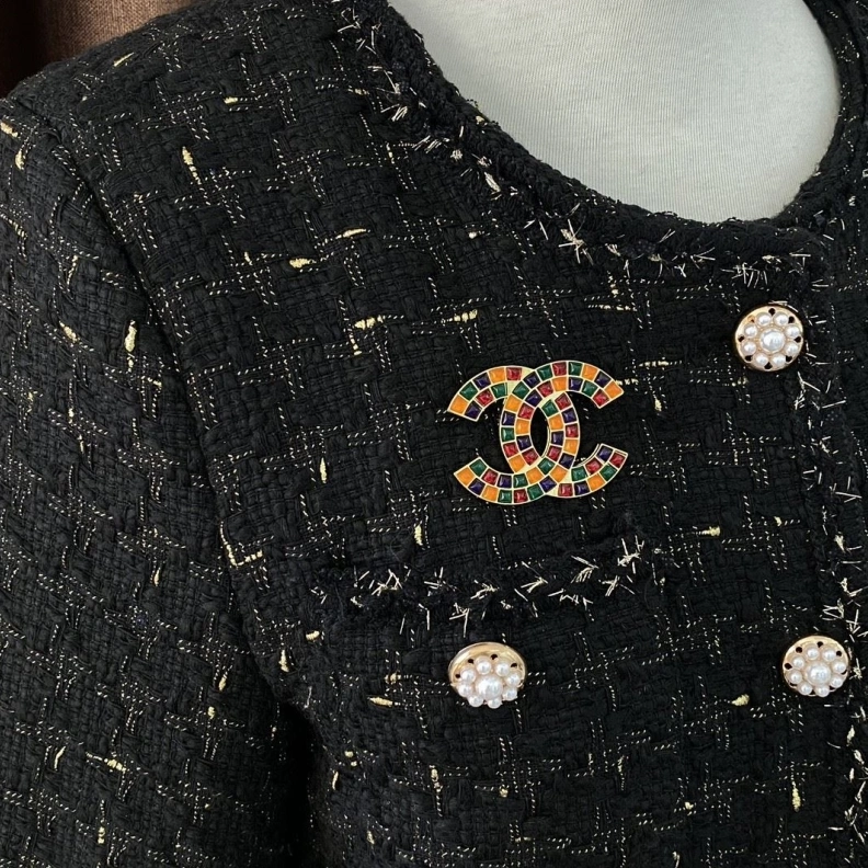 Fashionable Chxnxl Brooches 287848