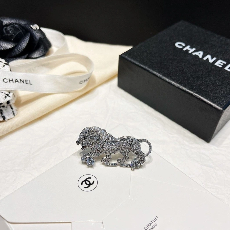 Soft Chxnxl Brooches 287849