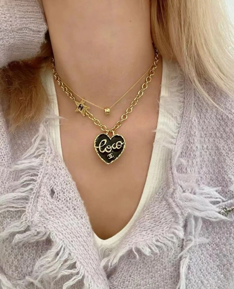 Resilient Chxnxl Necklaces 286849