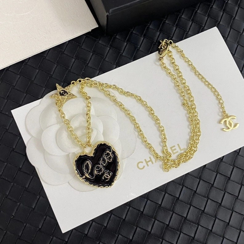 Resilient Chxnxl Necklaces 286849