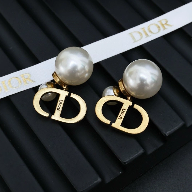 Comfortable Christian Dxxr Earrings 294552