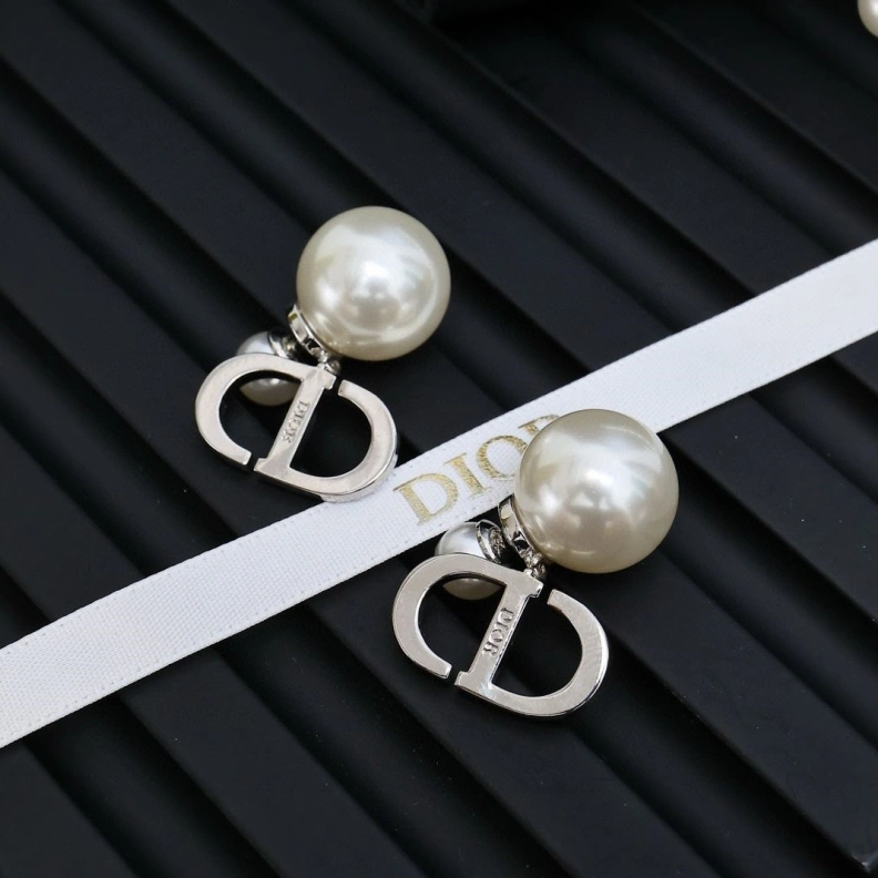 Comfortable Christian Dxxr Earrings 294552