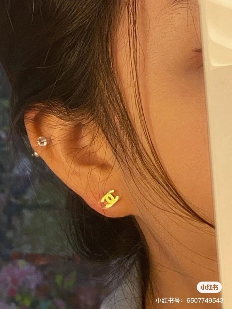 Elegant Chxnxl Earrings 287604