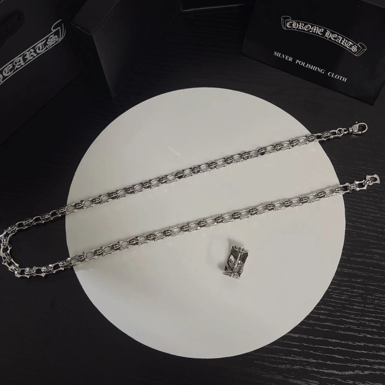 Minimalist Chrxmx Hxxrts Necklaces 297919