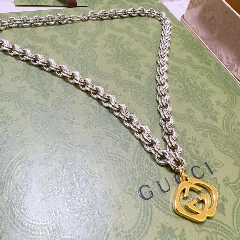 Breathable Gxccx Necklaces 303115